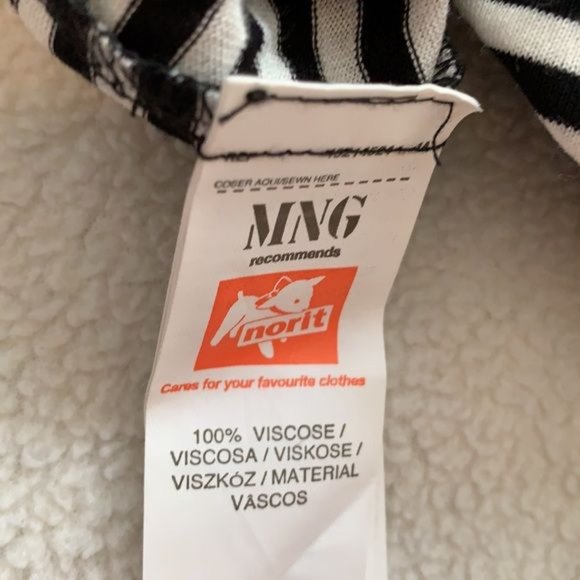 Mango Kangaroo Pocket Hoodie - Picture 6 of 7